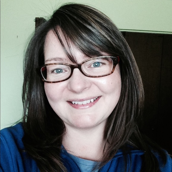 Meet your Posher, Tonia - Picture 1 of 1